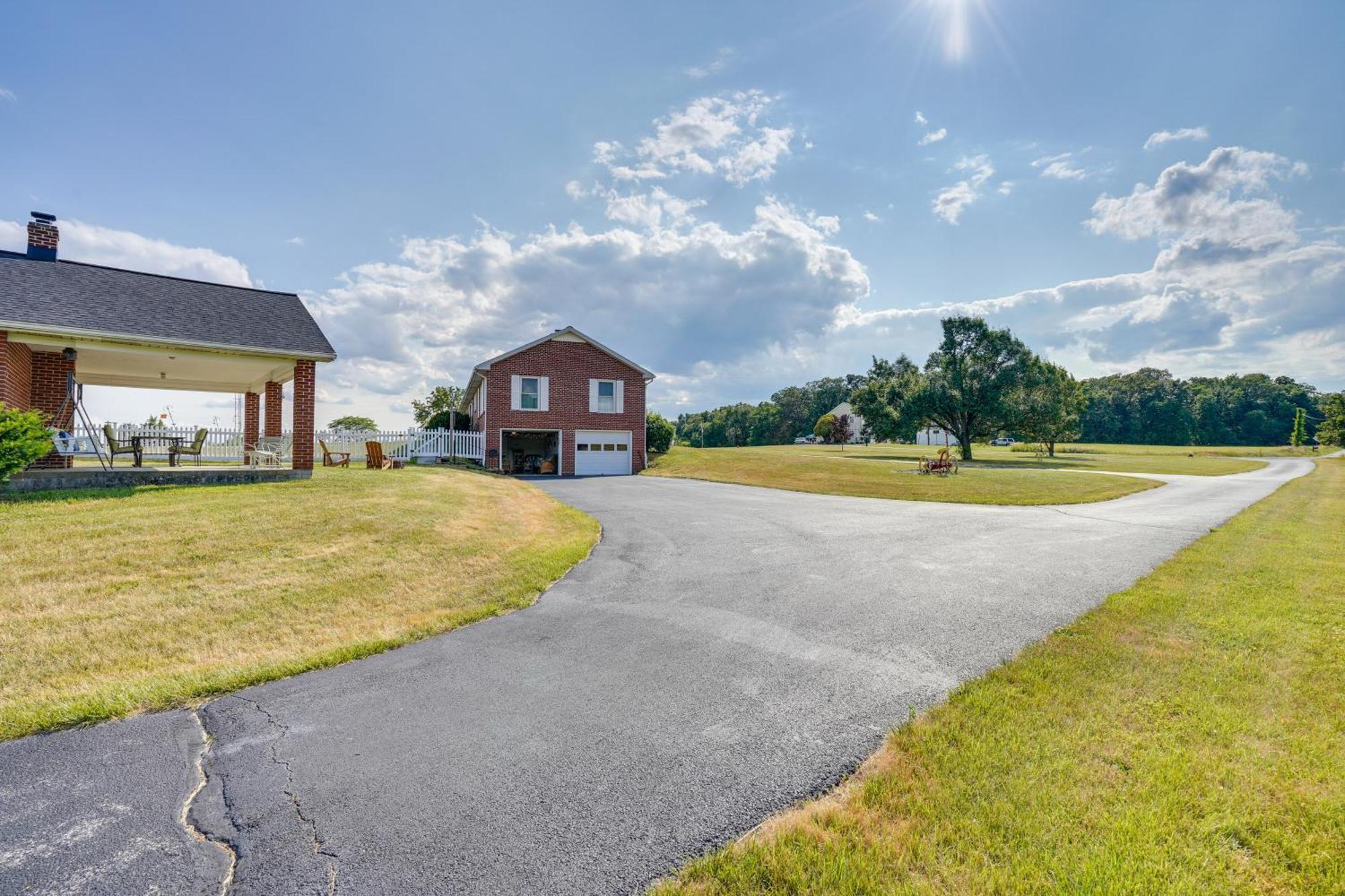 The Md And Pa Line Retreat Scenic Country Getaway! Apartment Emmitsburg Exterior photo